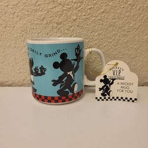 NWT Gibson The Walt Disney Co "...The Daily Grind..." Mug